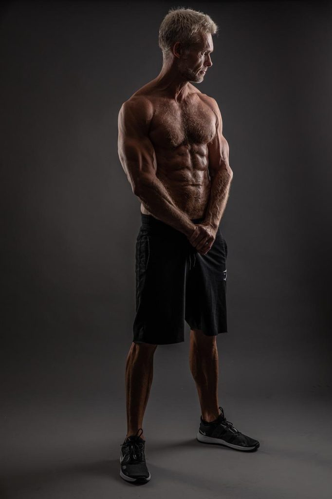 Sportschool Heerlen trainingsruimte met moderne fitnessapparatuur en trainingsfaciliteiten voor fitnessliefhebbers